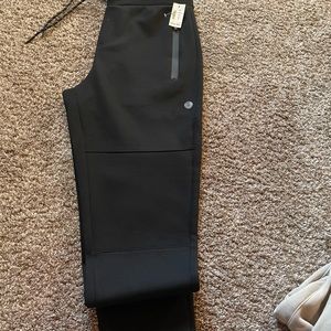 AERO mens joggers